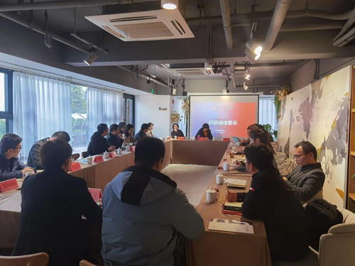 桐廬科技中介座談會順利召開，共促科技中介服務(wù)發(fā)展